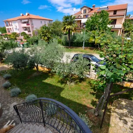 Ana M * Novigrad (Istria)